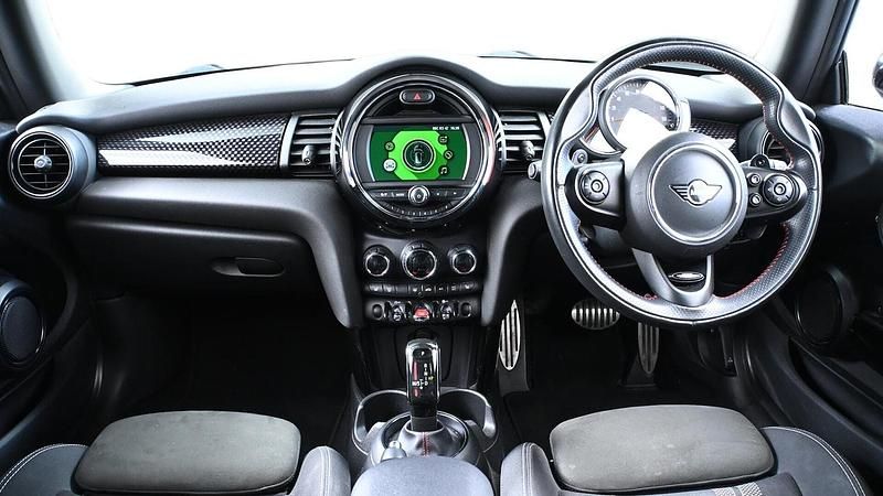 Używany Mini Cooper S Hatch 189 KM (139 kW) 2019 Szary Hatchback