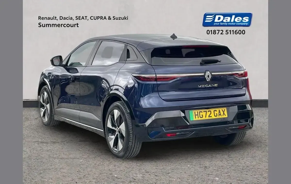 Used Renault Megane E-Tech Equilibre 160 kW (218 HP) 2022 Blue Hatchback