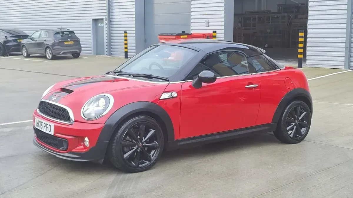 Used Mini Cooper S Coupé 2015 Red Coupe