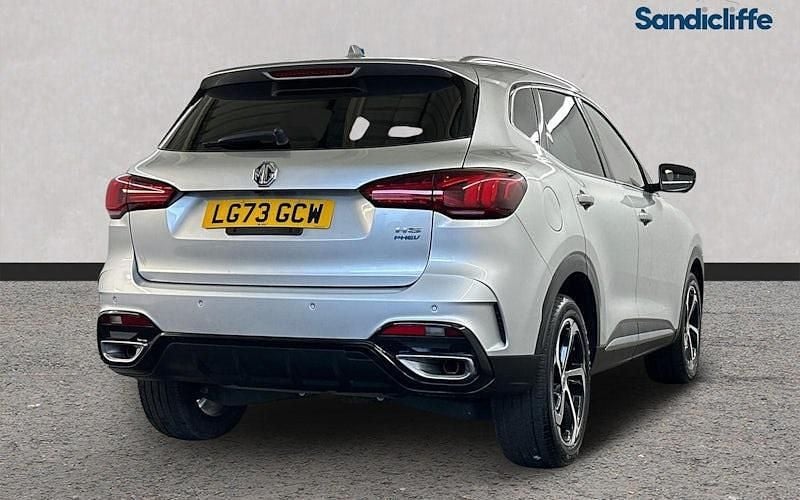 Used MG HS Trophy 258 HP (189 kW) 2023 Metallic  sterling silver SUV