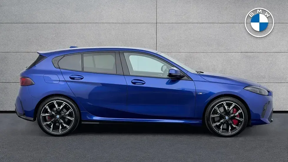 Used BMW 123 M Sport 215 HP (158 kW) 2025 Blue Hatchback