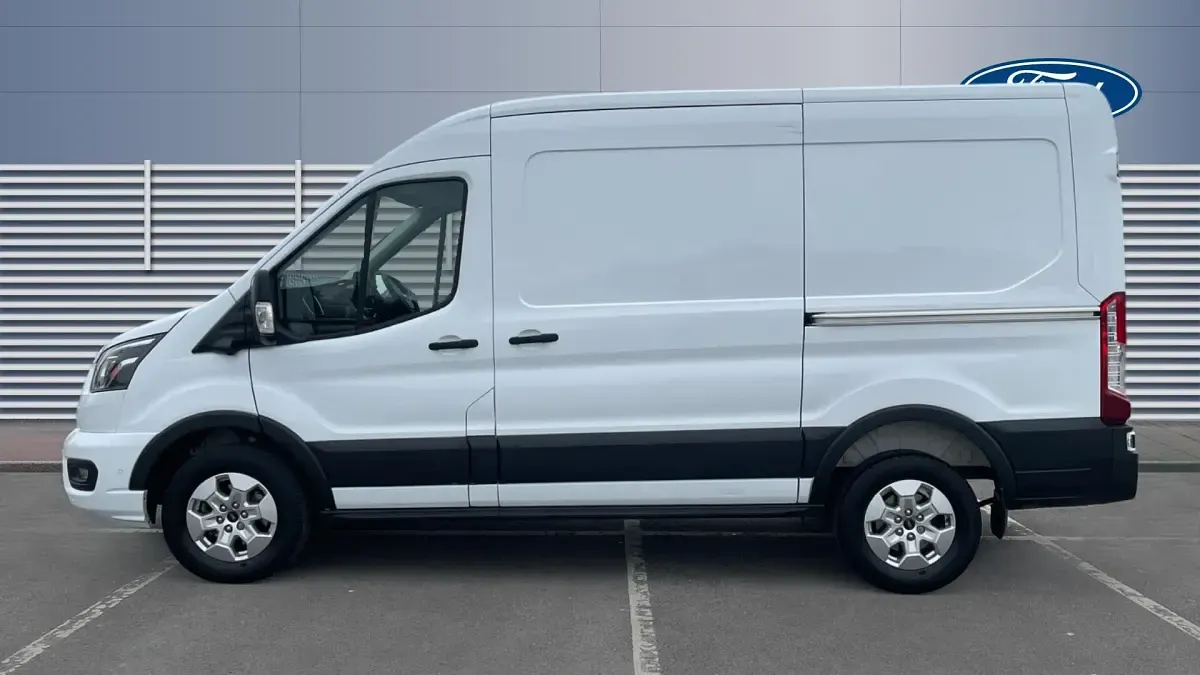 Second-hand Ford Transit Limited 130 CP (95 kW) 2025 Van