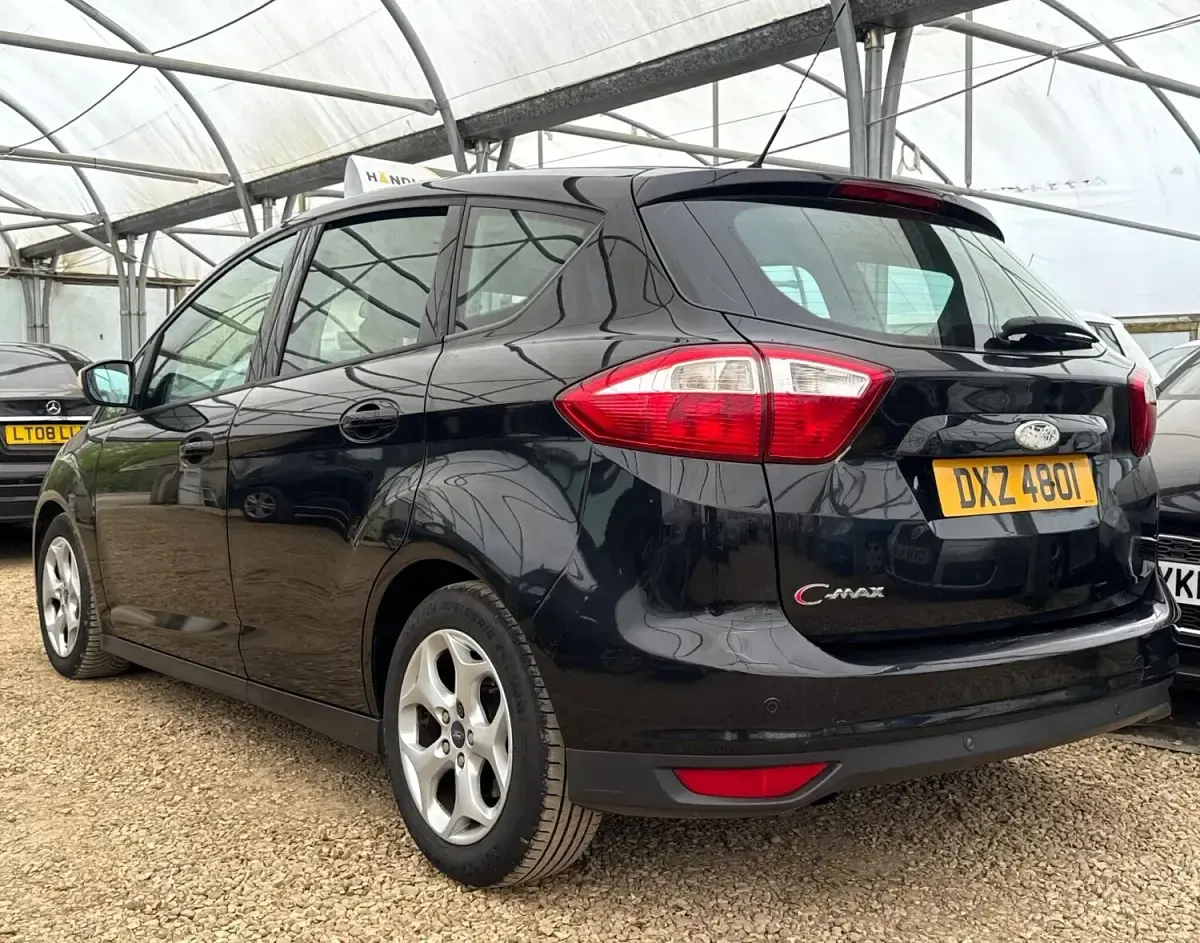 Used Ford C-MAX Zetec 115 HP (84 kW) 2012 Black MPV