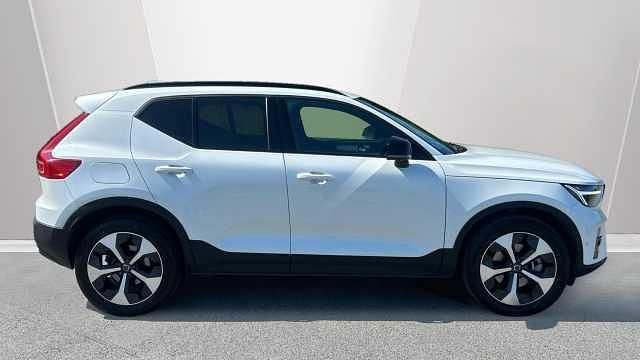 Usado Volvo XC40 Plus 161 HP (118 kW) 2024 SUV