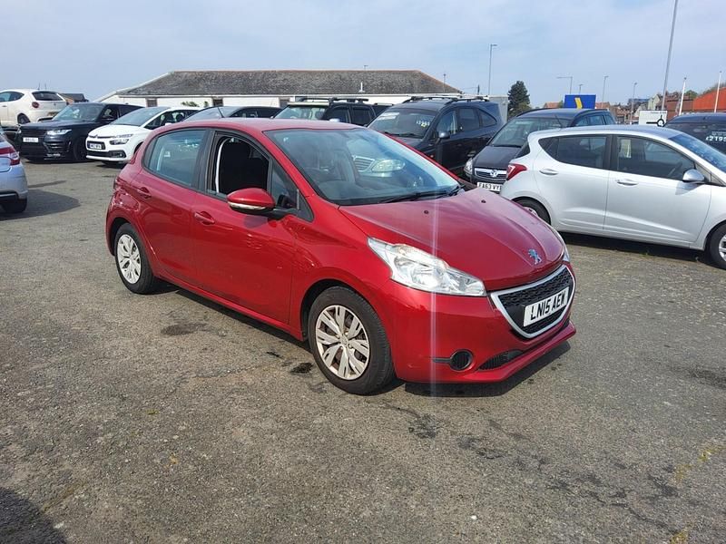 Red Used 2015 Peugeot 208 Access Hatchback | £2,995 (Good price) - Image 1/4