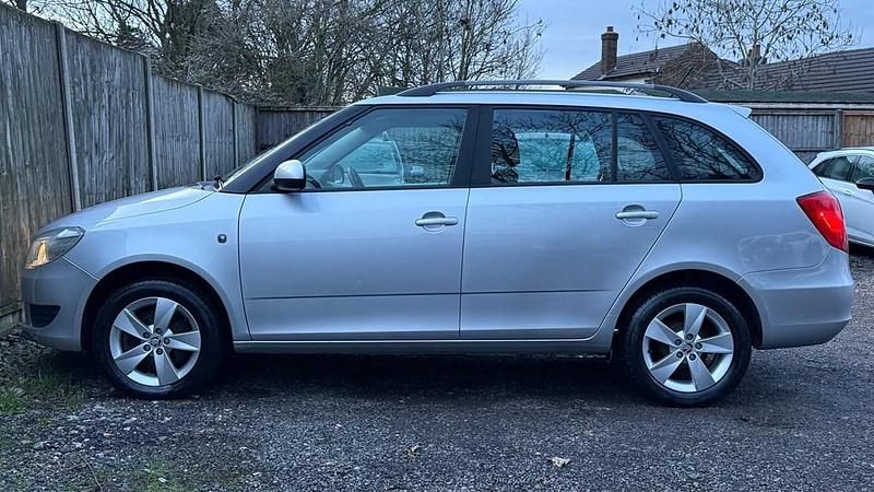 Begagnad Skoda Fabia SE 105 HK (77 kW) 2014 Silver Kombi