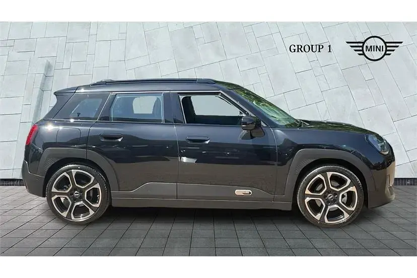 Used Mini Aceman Exclusive 135 kW (184 HP) 2025 Black SUV