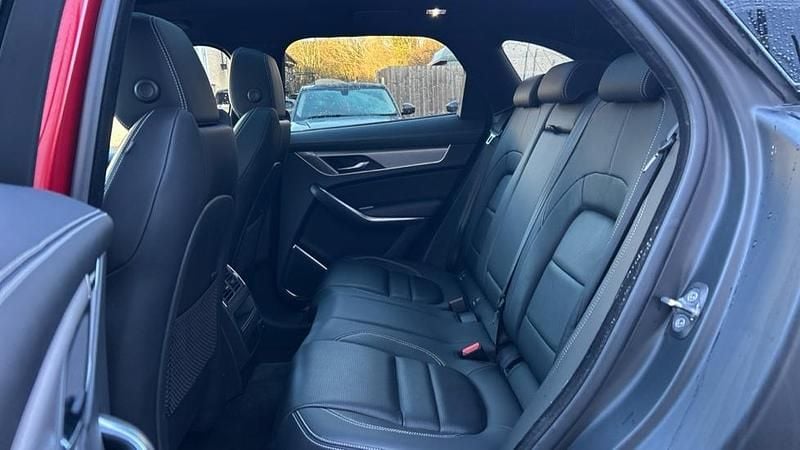 Used Jaguar F-Pace R-Dynamic 204 HP (150 kW) 2023 Metallic  santorini black SUV