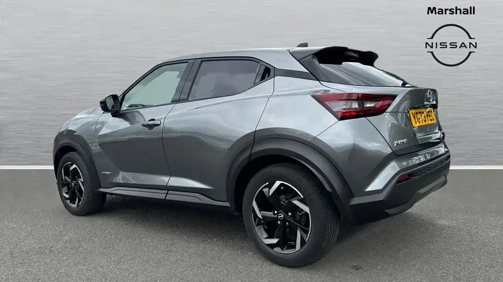 Usado Nissan Juke N-Connecta 143 CV (105 kW) 2024 Gris SUV