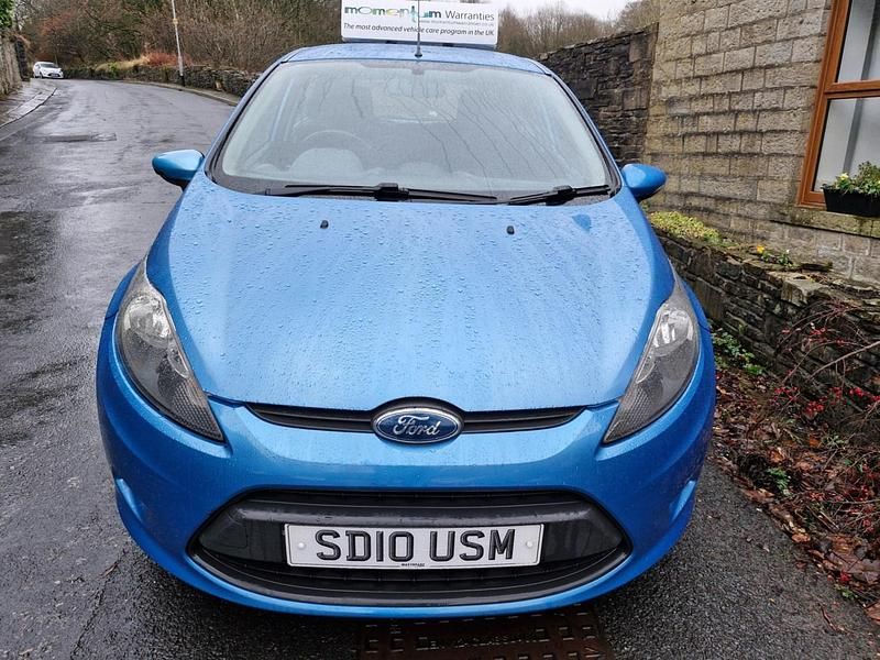 Used Ford Fiesta 70 HP (51 kW) 2010 Blue Hatchback