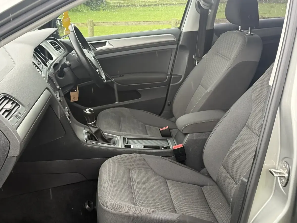 Used VW Golf VII Edition 147 HP (108 kW) 2016 Silver Hatchback