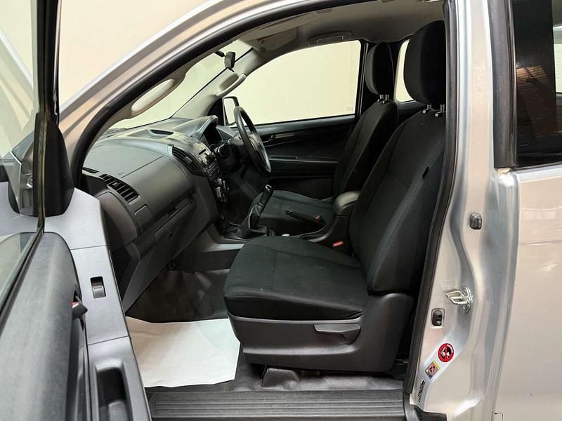 Used Isuzu D-Max 2017 Silver Pickup