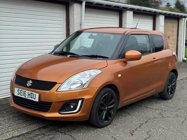 Used Suzuki Swift SZ-L 94 HP (69 kW) 2016 Orange Hatchback