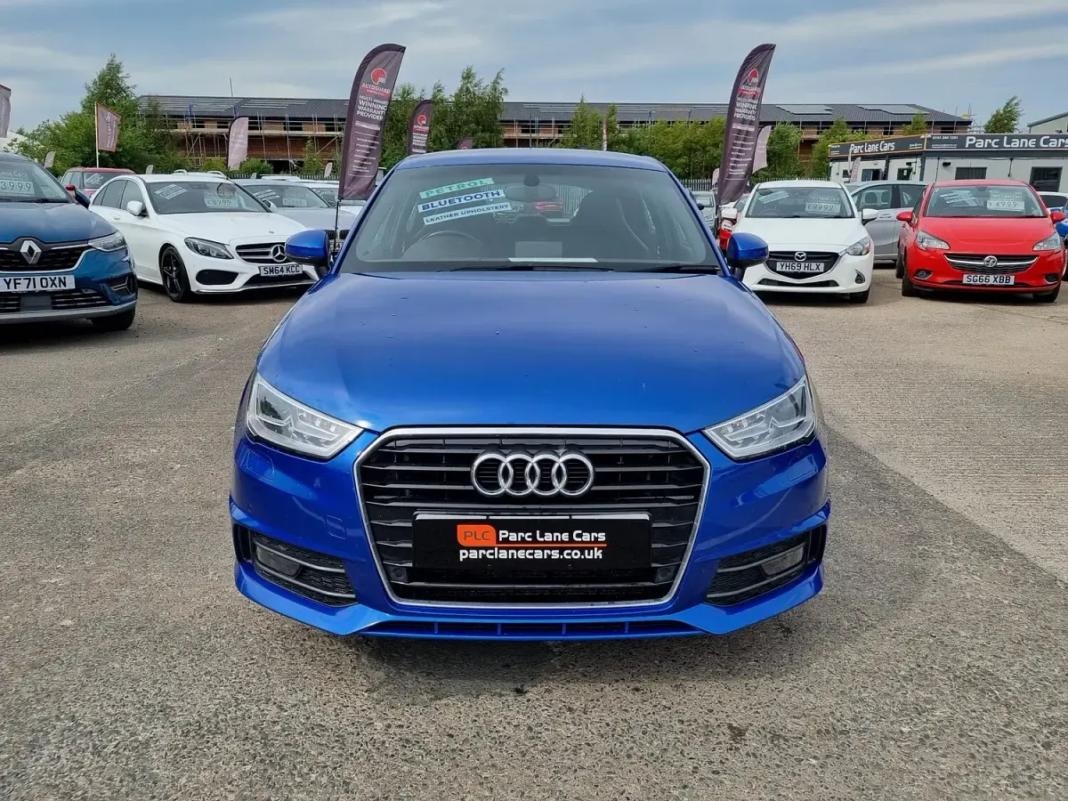 Used Audi A1 Sportback S-Line 125 HP (91 kW) 2015 Blue Hatchback
