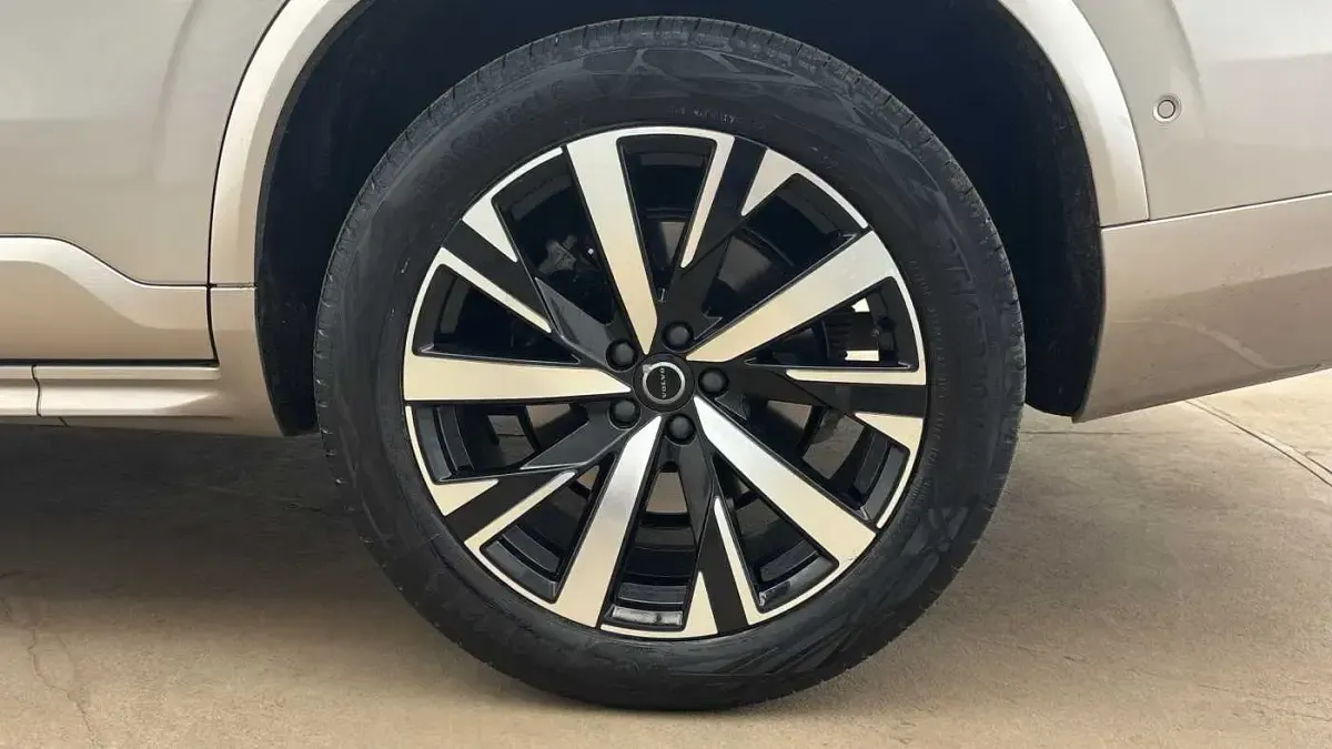 Used Volvo XC90 Plus 455 HP (334 kW) 2025 Other SUV