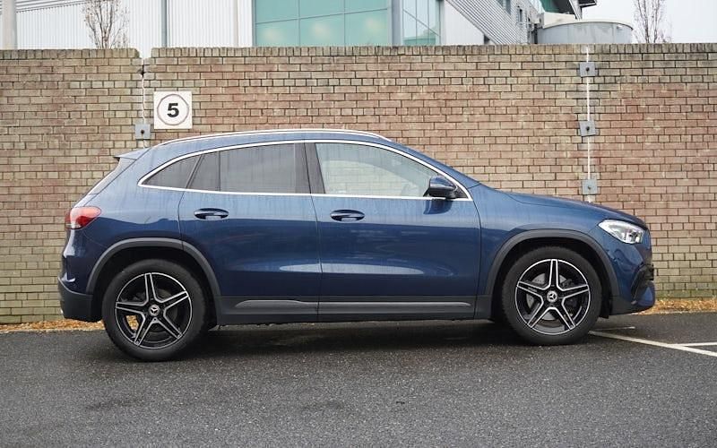 Used Mercedes GLA200 Executive 163 HP (119 kW) 2022 SUV