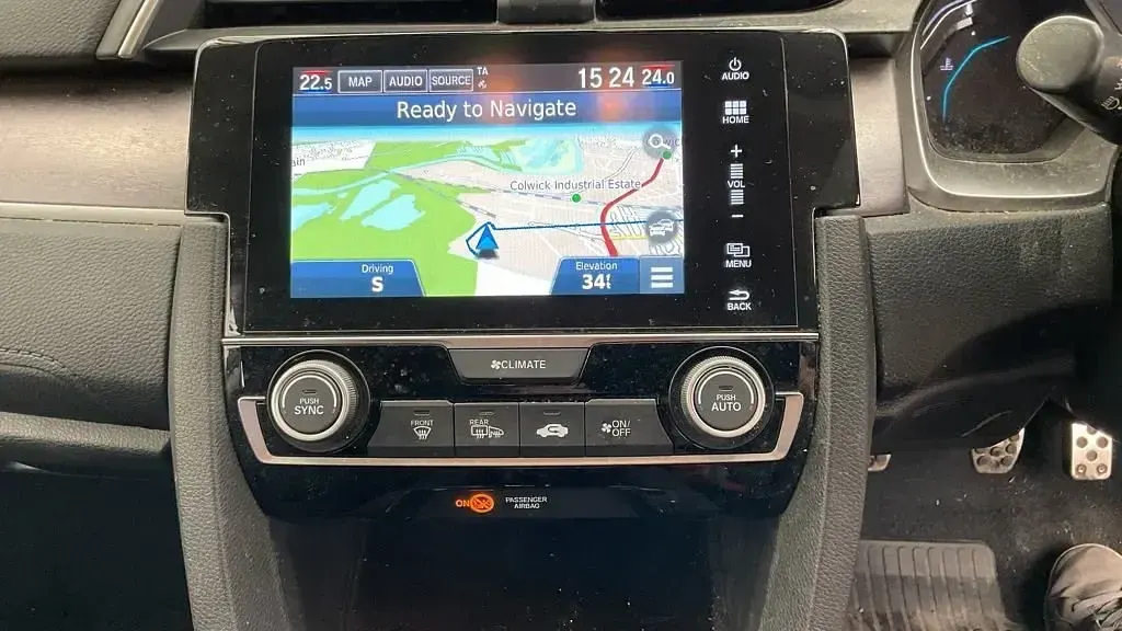 Używany Honda Civic SR 120 KM (88 kW) 2019 Niebieski Sedan/Limuzyna