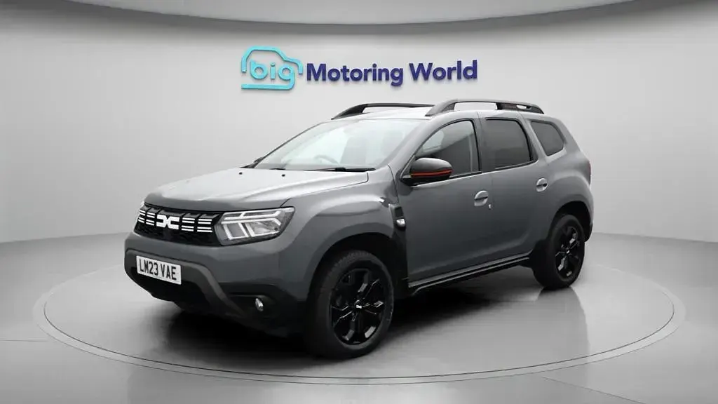 Used Dacia Duster Extreme 130 HP (95 kW) 2023 Grey SUV