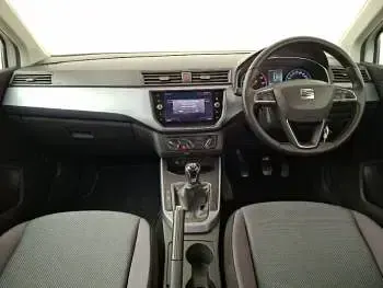 Used Seat Arona SE Technology 95 HP (69 kW) 2018 White SUV