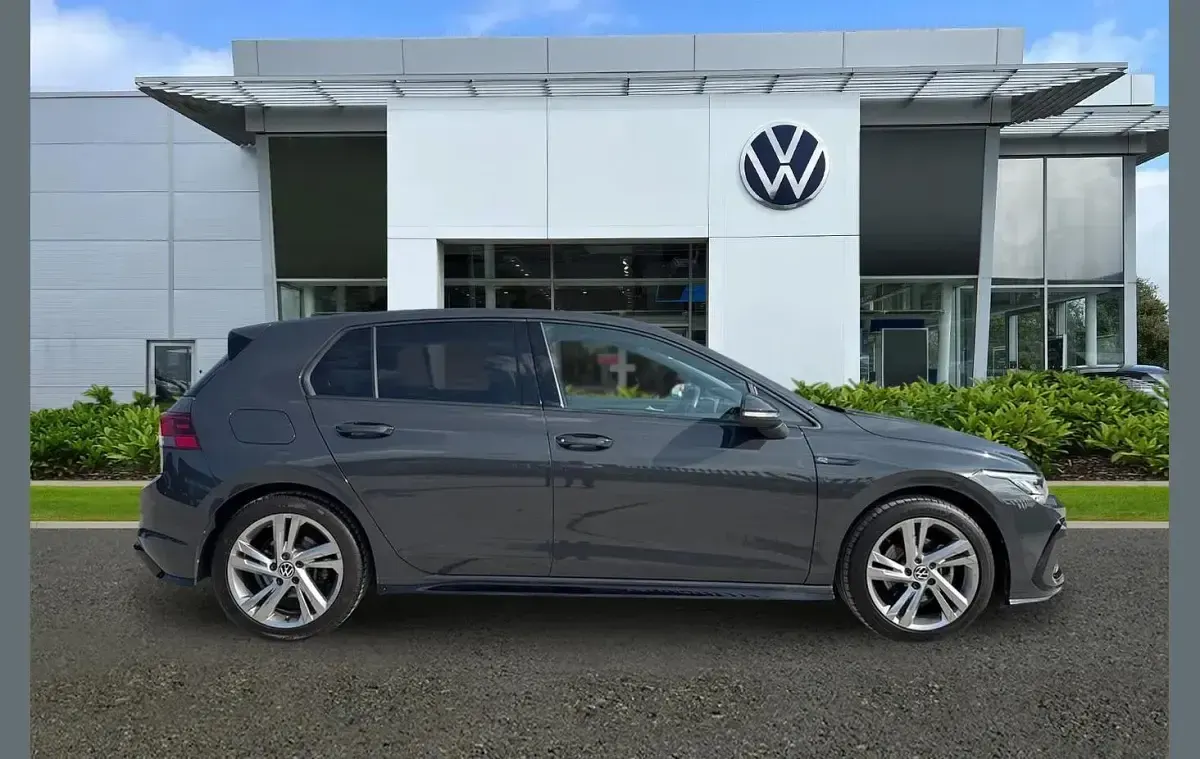 Used VW Golf VIII R-line 147 HP (108 kW) 2024 Grey Hatchback