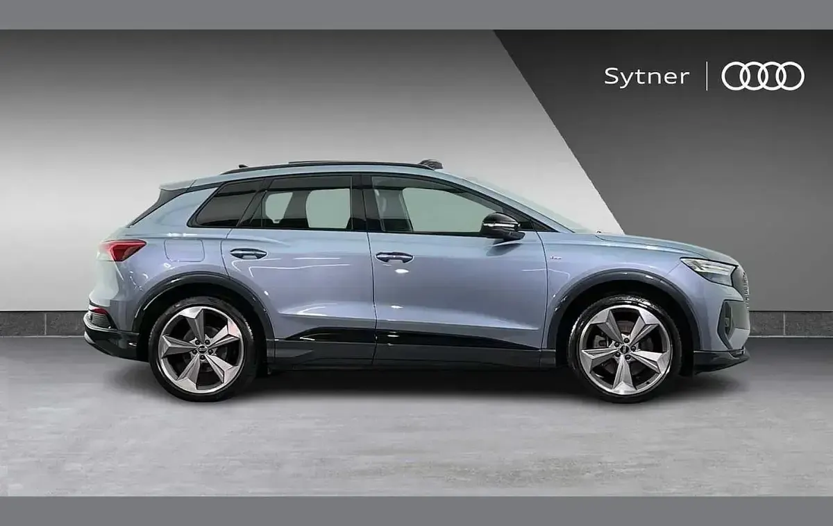 Used Audi Q4 e-tron Advanced 150 kW (204 HP) 2023 Blue SUV