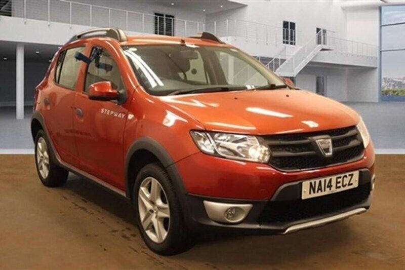 Red Used 2014 Dacia Sandero Ambiance Hatchback | £3,790 (Fair price) - Image 1/1