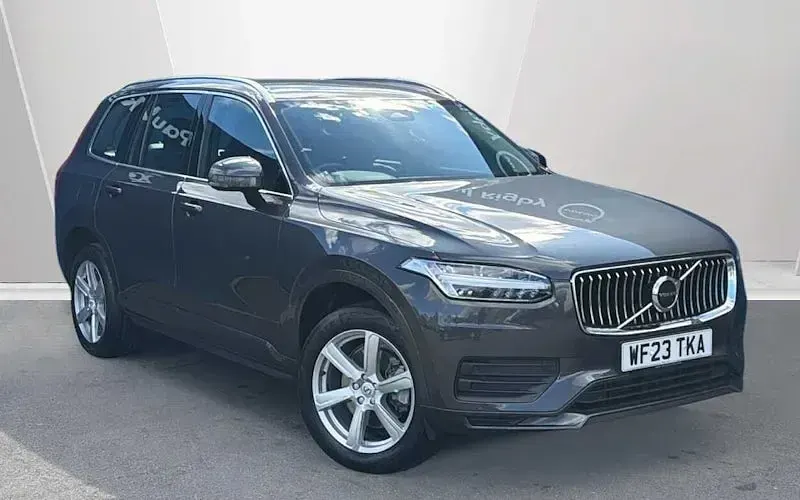 Begagnad Volvo XC90 Core 250 HK (183 kW) 2025 SUV
