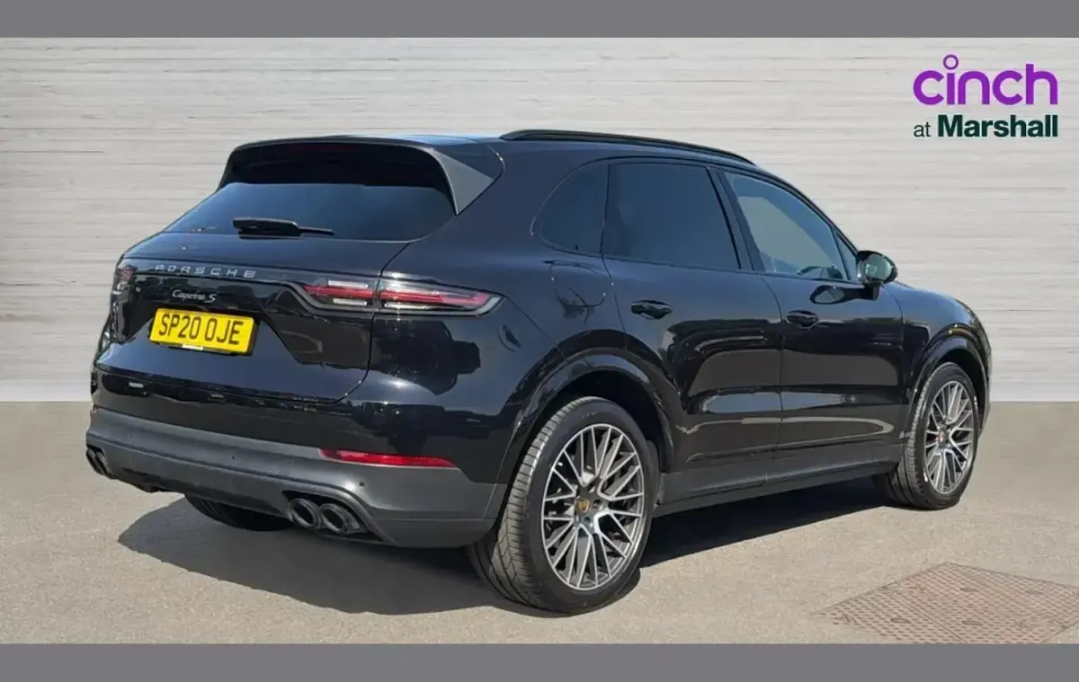 Used Porsche Cayenne S 434 HP (319 kW) 2020 Black SUV