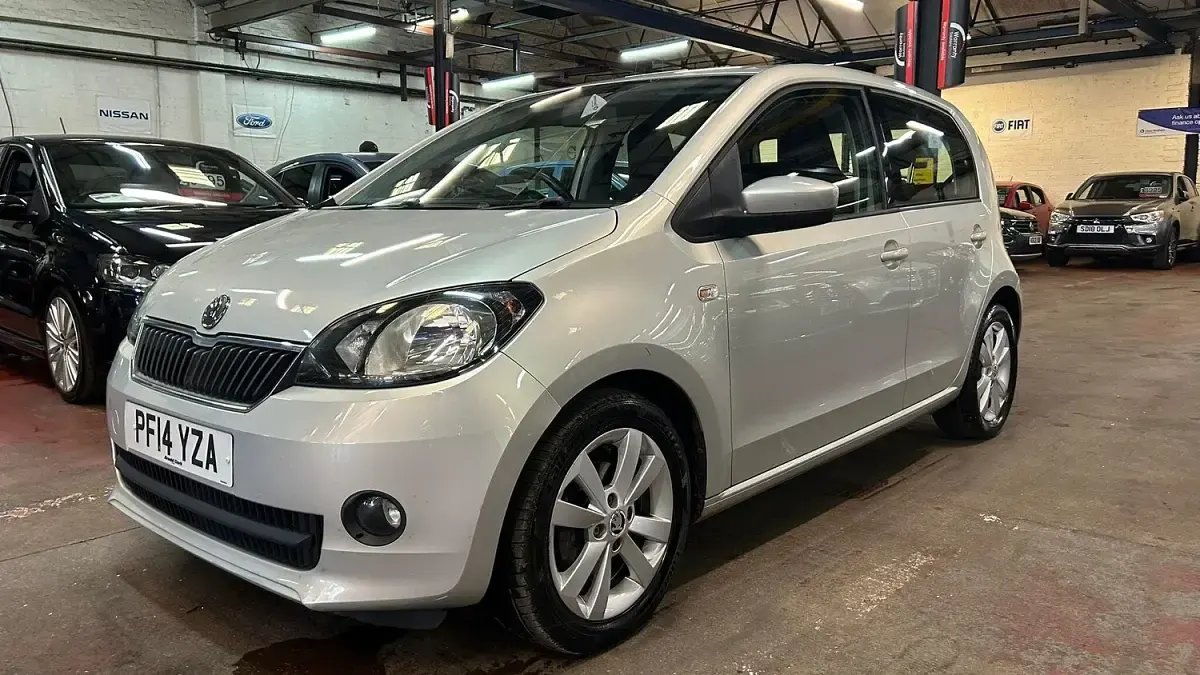 Used Skoda Citigo Elegance 75 HP (55 kW) 2014 Silver Hatchback