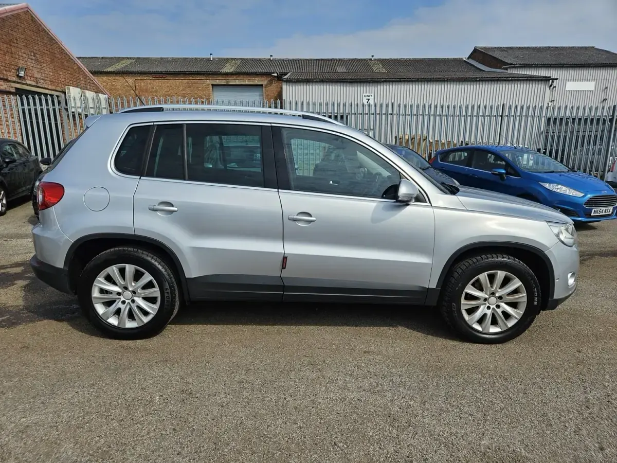 Usado VW Tiguan Match 2011 Prateado SUV