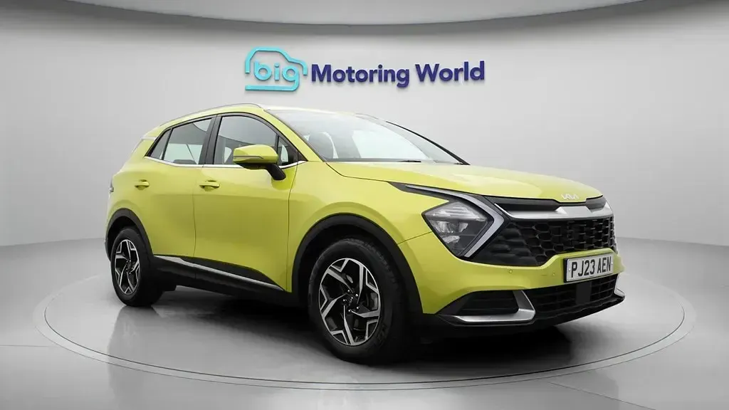 Usado Kia Sportage 148 HP (108 kW) 2023 Amarelo SUV
