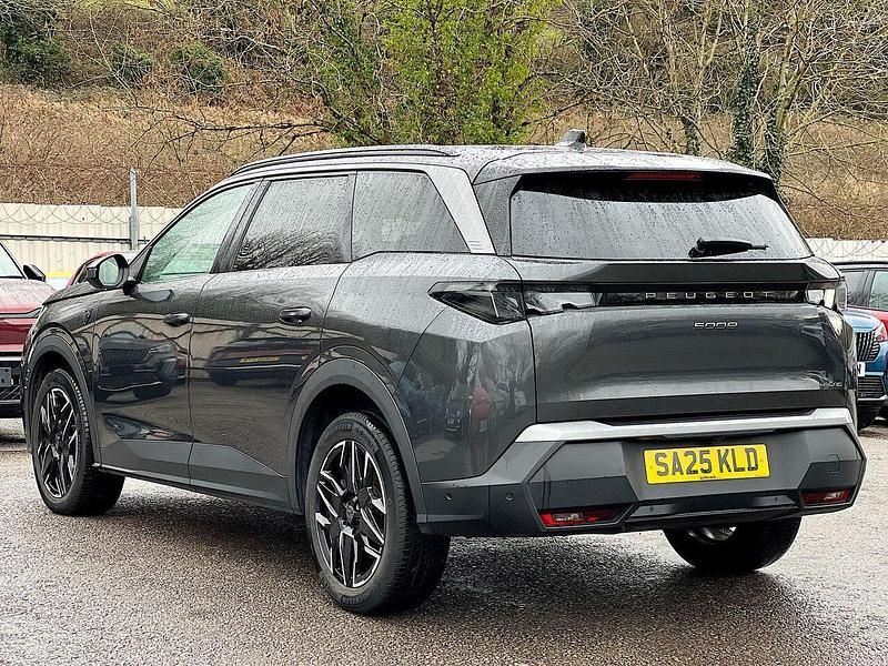 Used Peugeot 5008 GT 134 HP (98 kW) 2025 Grey SUV
