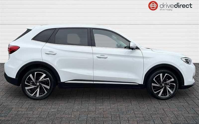 Used MG ZS Trophy 196 HP (144 kW) 2024 White SUV