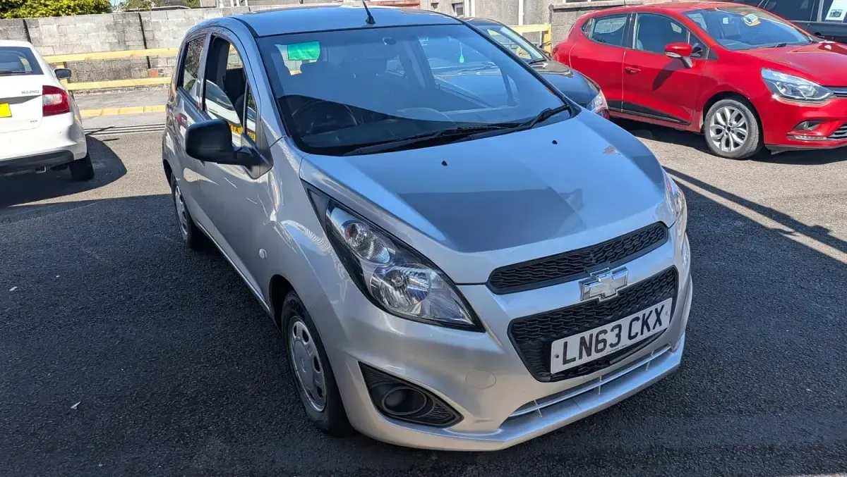 Used Chevrolet Spark LS 68 HP (50 kW) 2013 Silver Hatchback