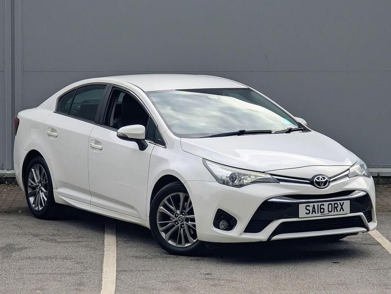 White Used 2016 Toyota Avensis Business Edition Sedan | £5,795 (Fair price) - Image 1/4