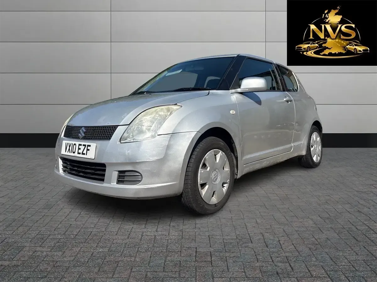 Used Suzuki Swift SZ3 92 HP (67 kW) 2010 Silver Hatchback