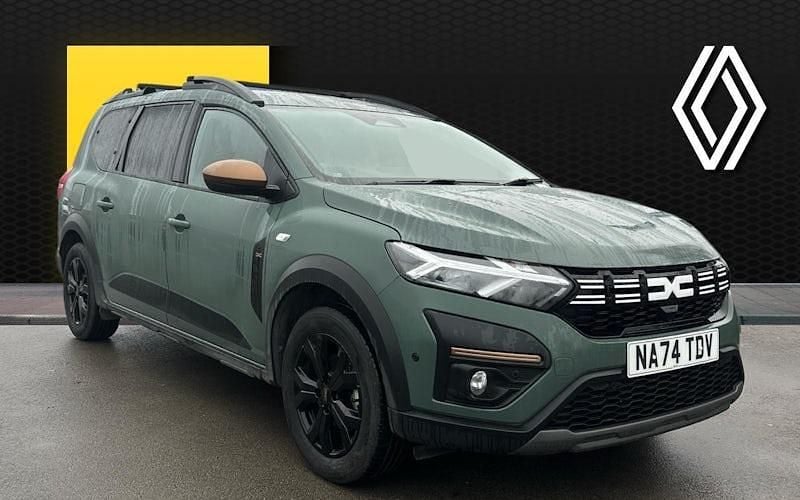 Green Used 2024 Dacia Jogger Extreme MPV | £19,611 (Fair price) - Image 1/4