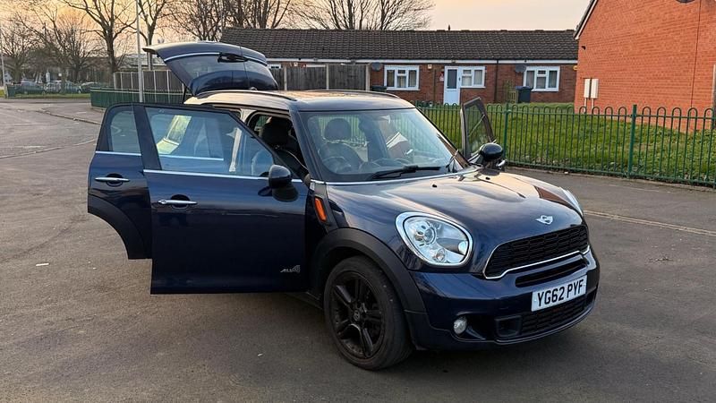 Begagnad Mini Cooper S 2012 Blå Halvkombi
