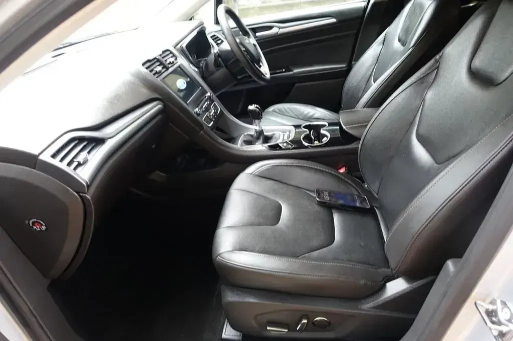 Used Ford Mondeo Titanium 2016 Silver Estate