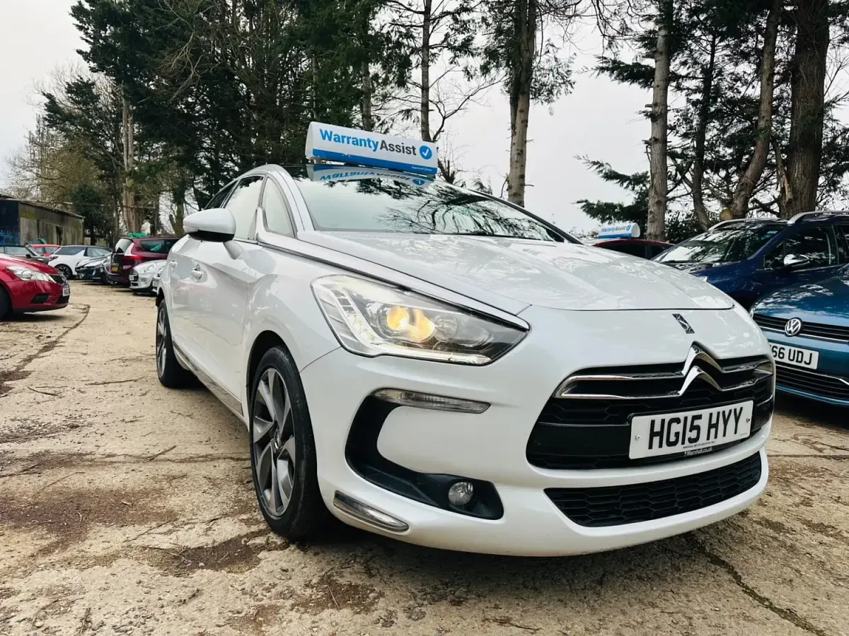 Używany Citroën DS5 2015 Biały Hatchback