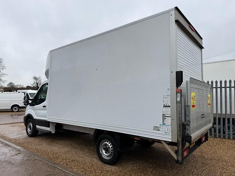 Usado Ford Transit 130 HP (95 kW) 2021 Branco Cabrios