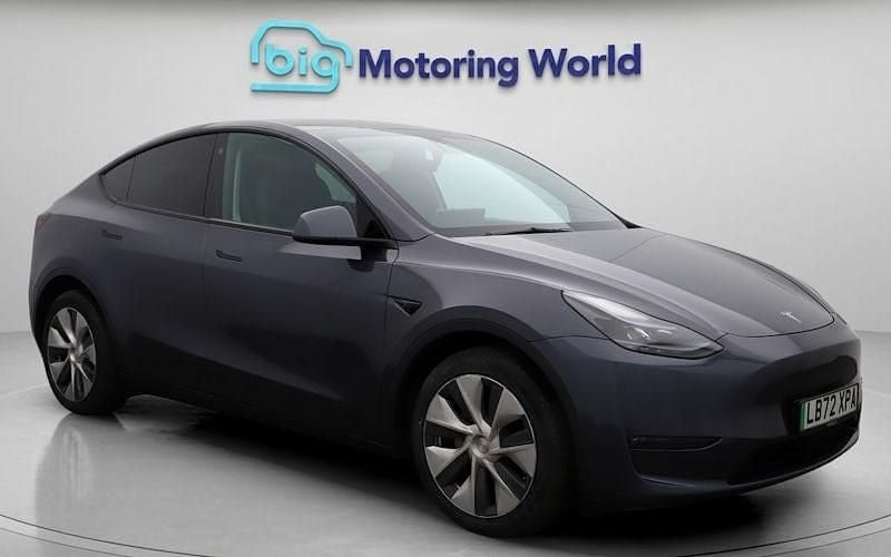 Used 2025 Tesla Model Y Long Range AWD SUV | £26,900 (Super price) - Image 1/4