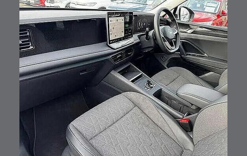 Used VW Tiguan Match 147 HP (108 kW) 2025 Silver SUV