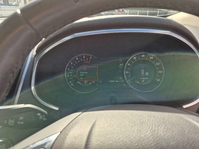 Used Ford Edge Titanium 180 HP (132 kW) 2017 White SUV