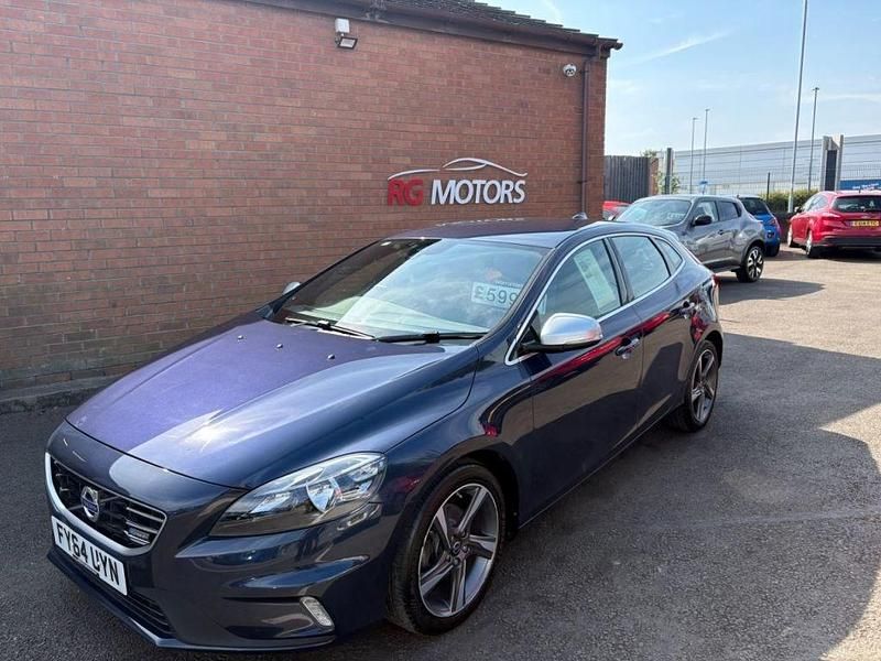 Blue Used 2014 Volvo V40 R-Design Estate | £5,995 (Fair price) - Image 1/4
