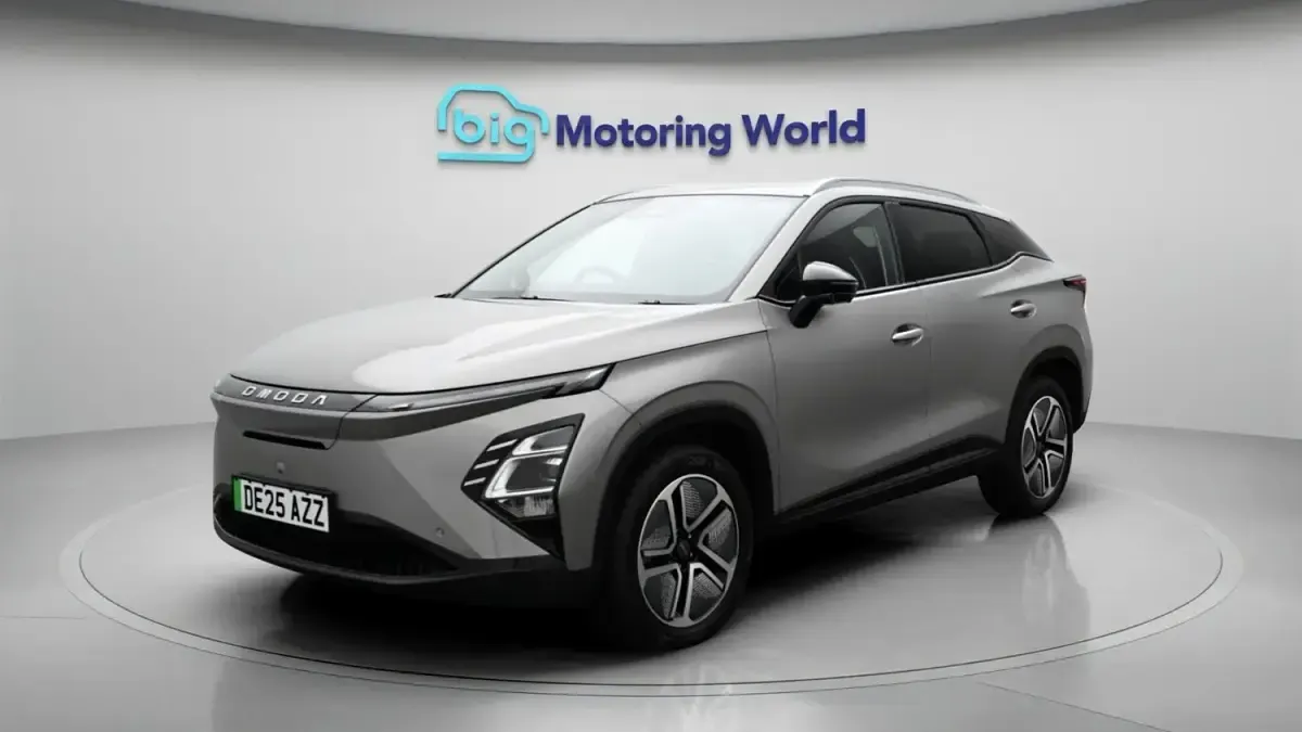 Używany Omoda E5 150 kW (204 KM) 2025 Srebrny SUV