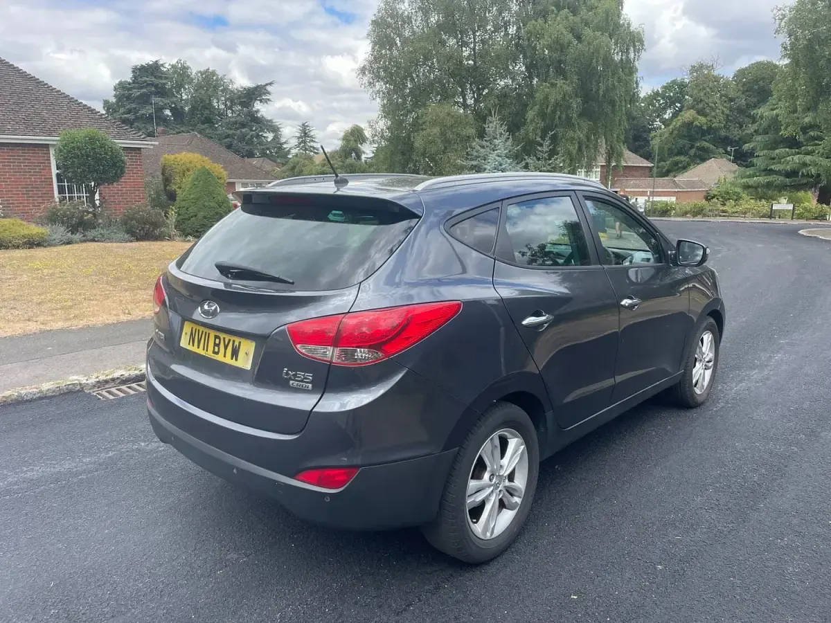 Used Hyundai ix35 Premium 115 HP (84 kW) 2011 Grey SUV