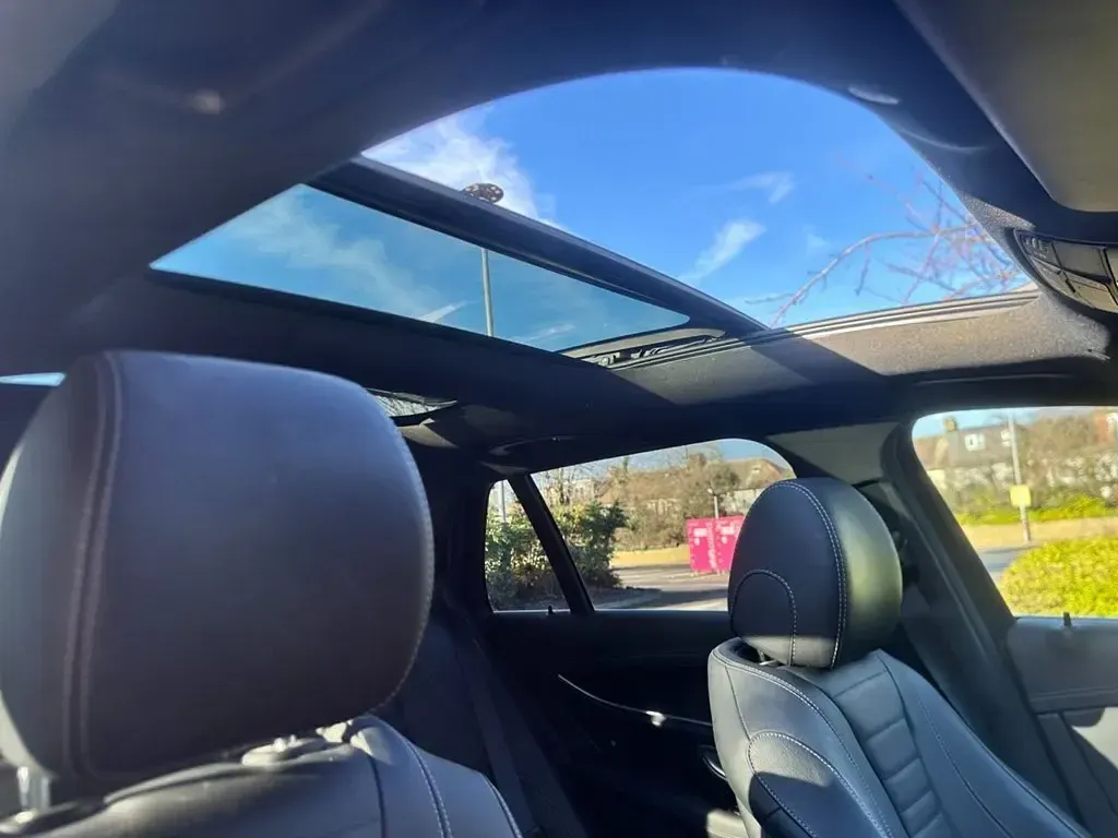Używany Mercedes E350 AMG line 286 KM (210 kW) 2019 Czarny Kombi