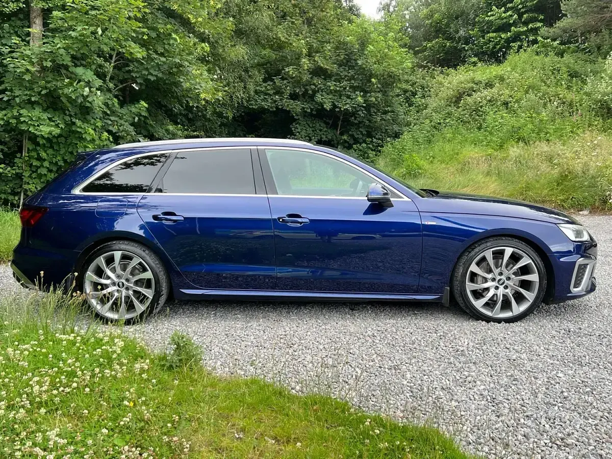 Used Audi A4 S-Line 2021 Blue Estate