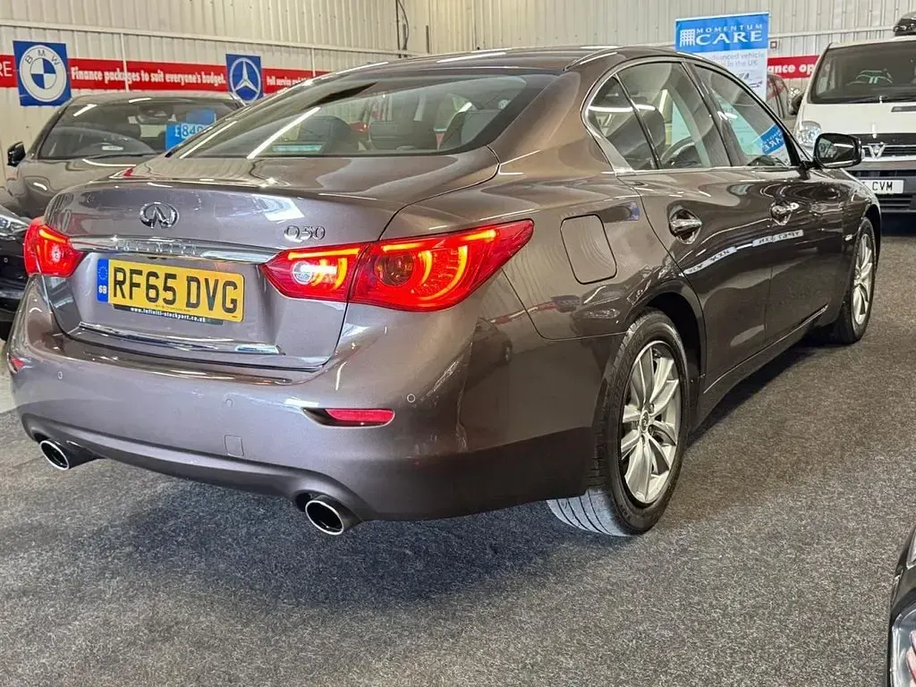 Used Infiniti Q50 Premium Executive 170 HP (125 kW) 2015 Brown Sedan